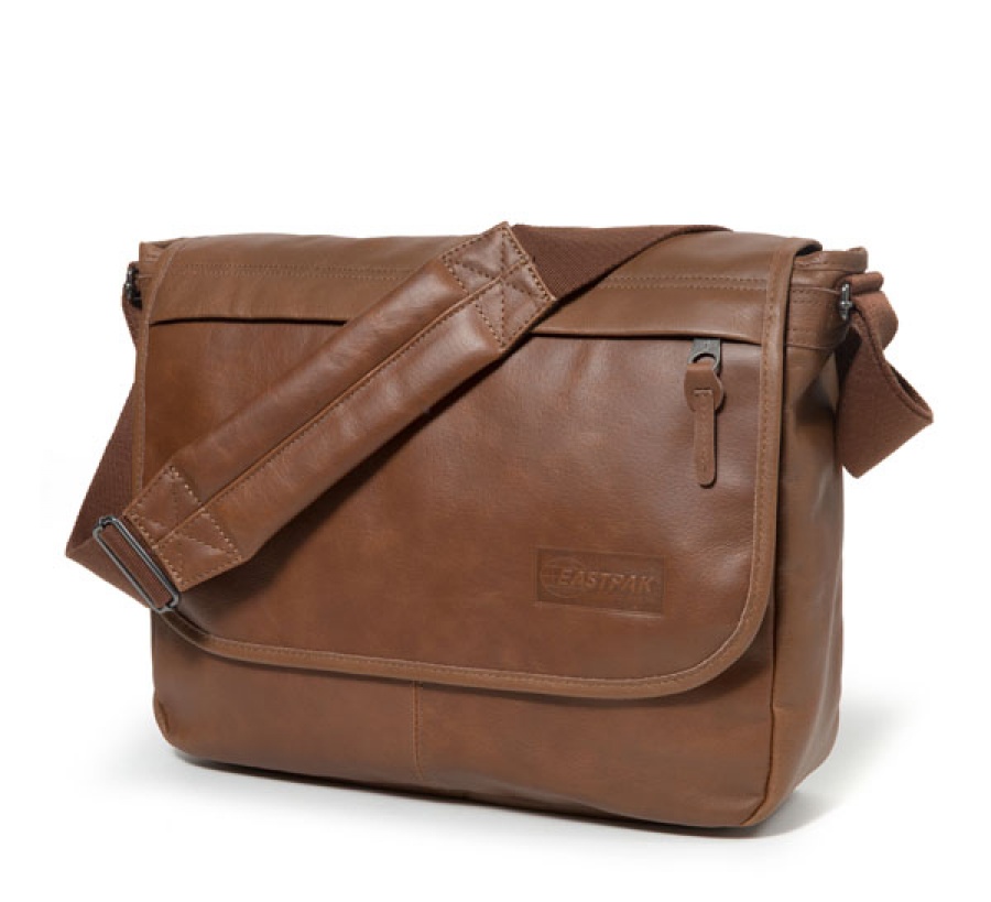 Tracolla Uomo Eastpak Delegate Brownie Leather Ek076